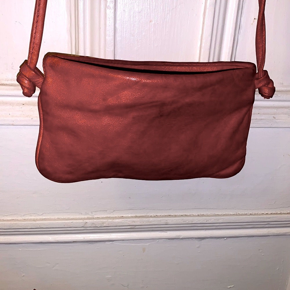 Small shoulder leather bag